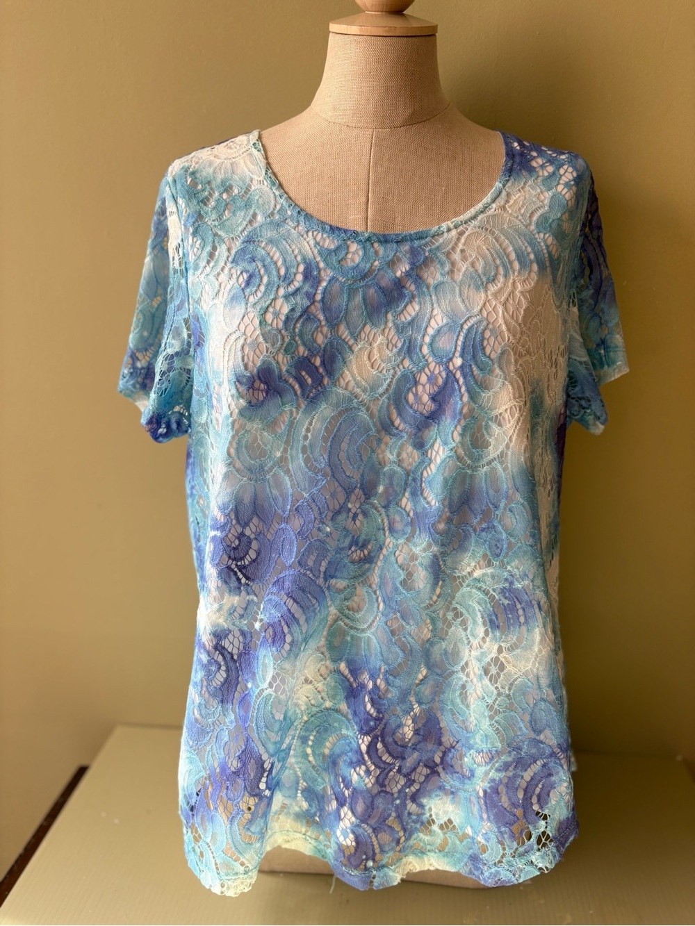 TanJay Blue Lace-Effect Short Sleeve Tee med